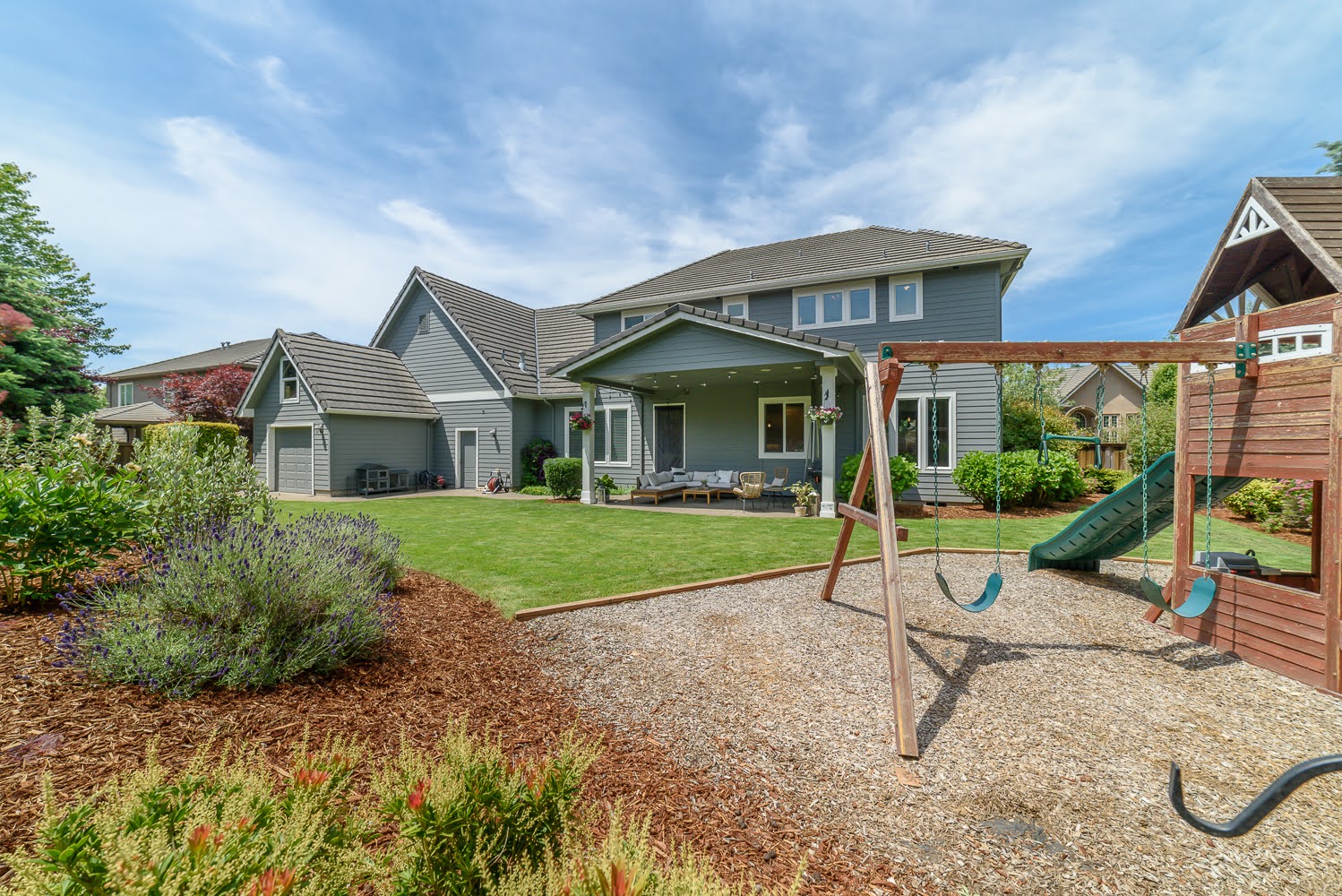 3745 Meadow View DrEugene, OR 97408
